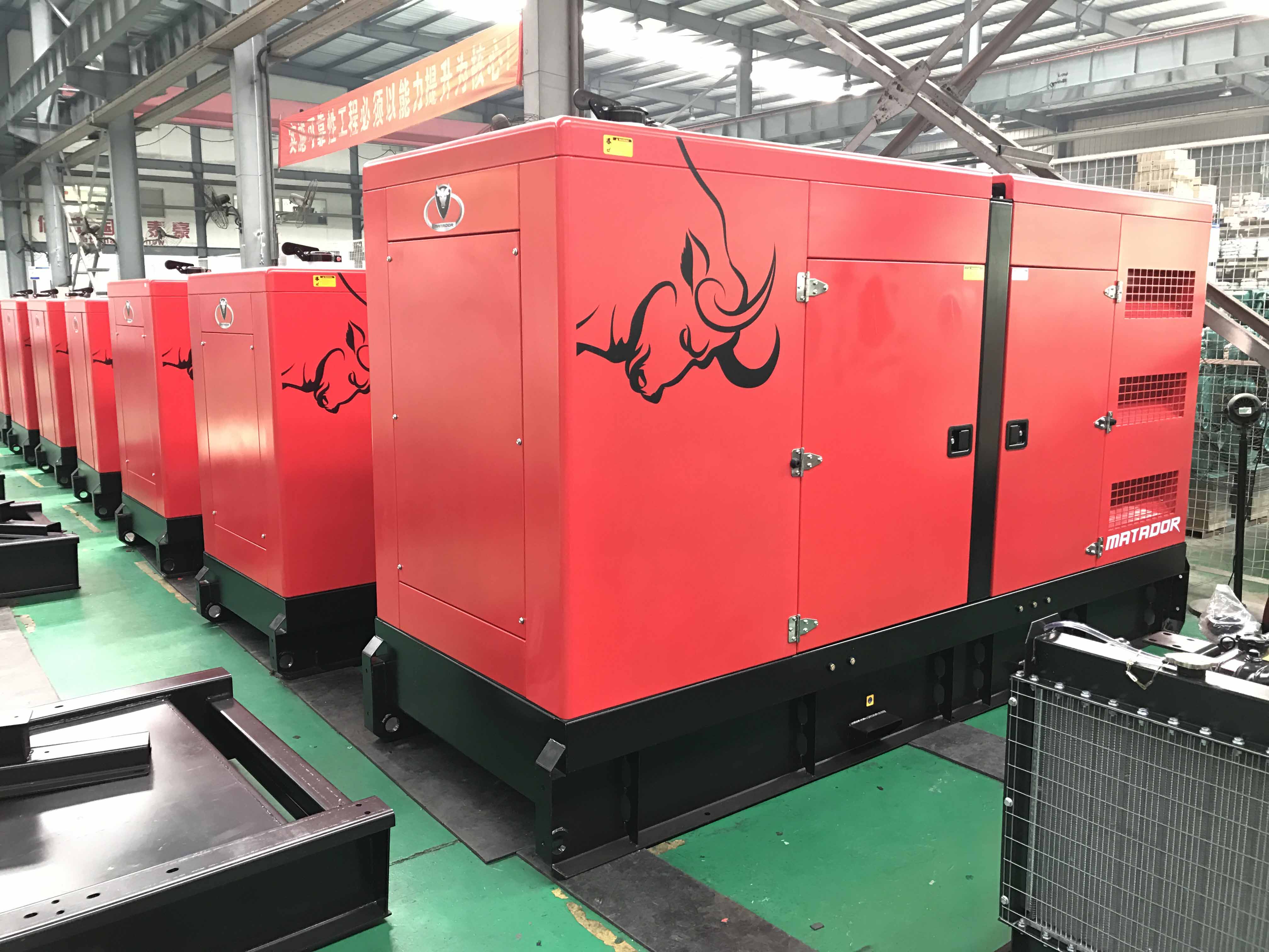 熱列慶祝MATADOR 柴油發(fā)電機(jī)組出口突破100臺(tái)